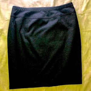 Sale -4/$20 Ellen Tracy Nwot L stretch pencil black knit Skirt - see detail